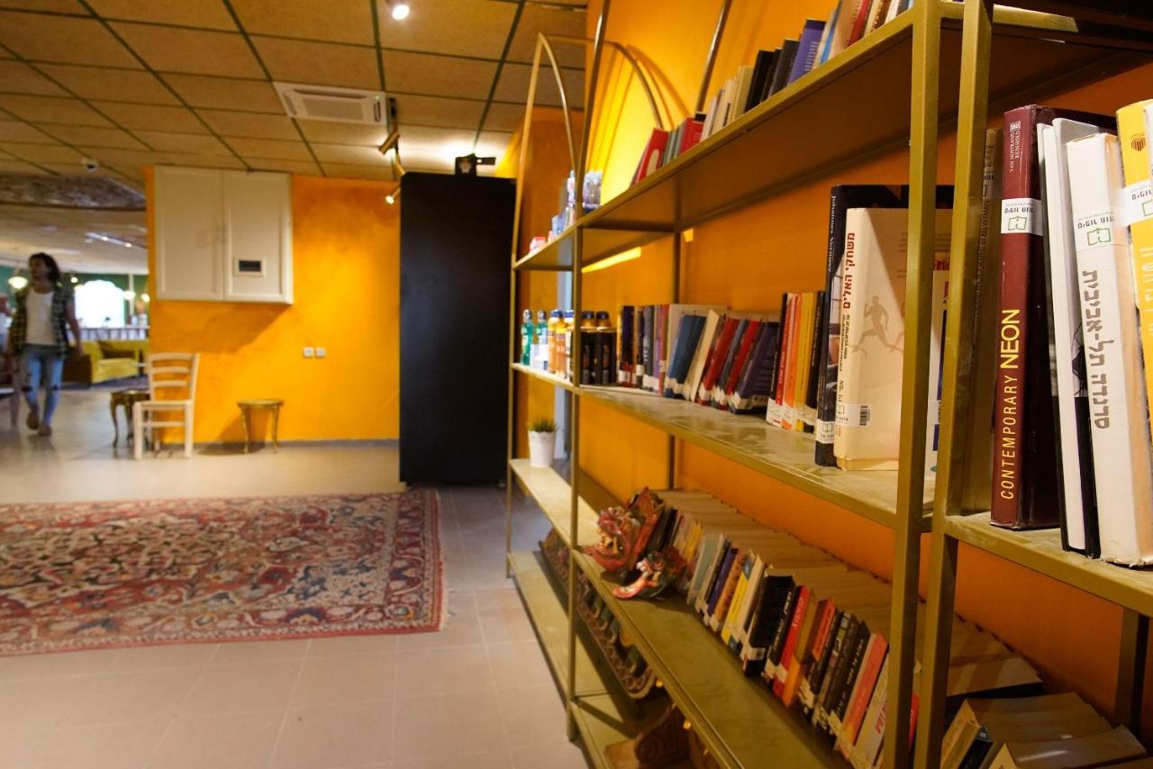 Almog Hotel Екстер'єр фото