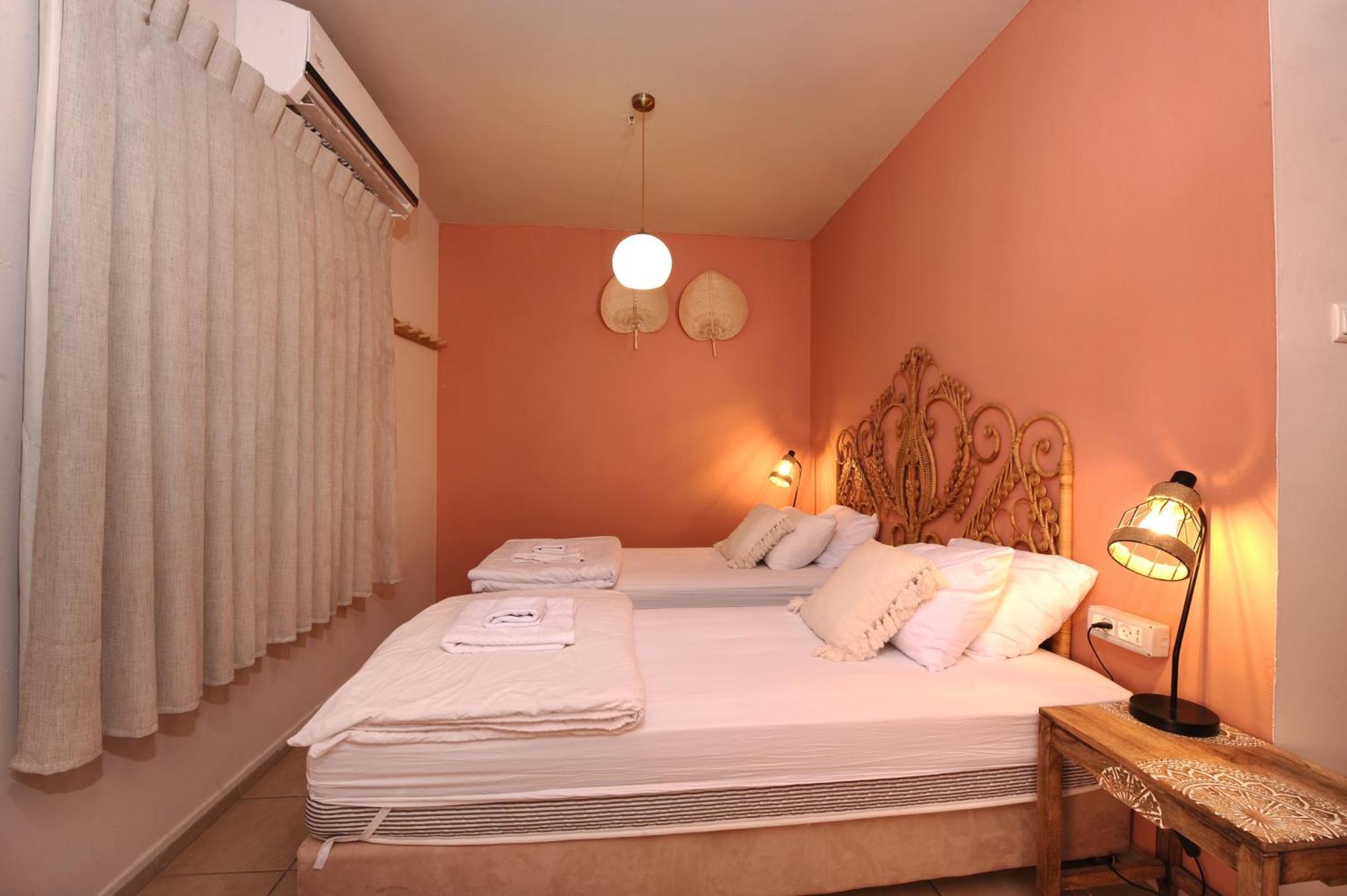Almog Hotel Екстер'єр фото