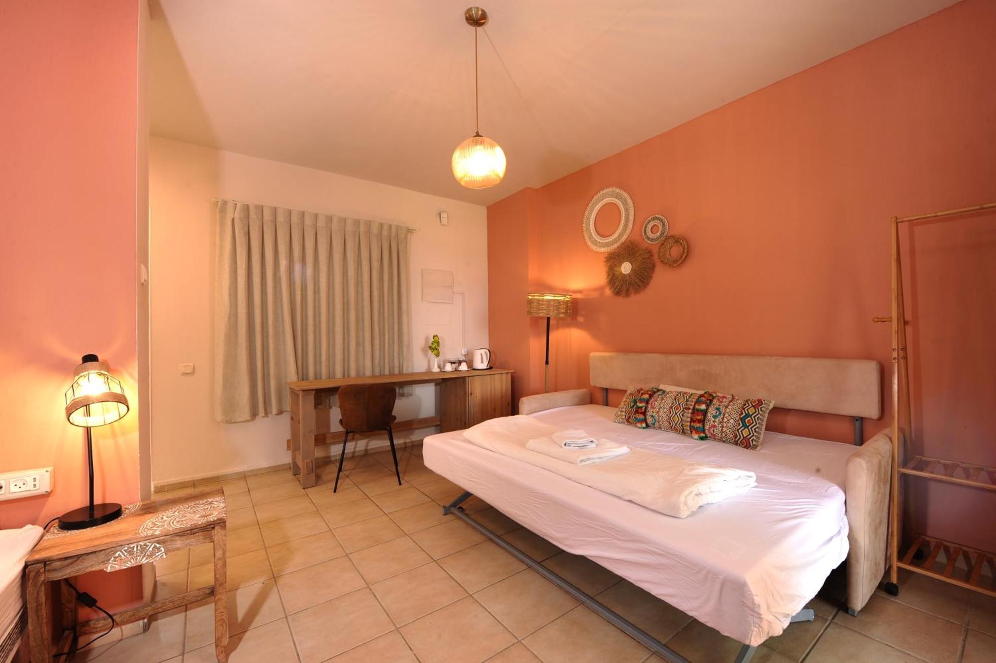Almog Hotel Екстер'єр фото