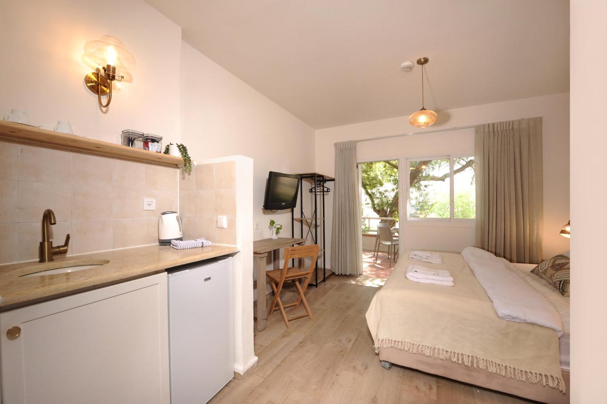 Almog Hotel Екстер'єр фото