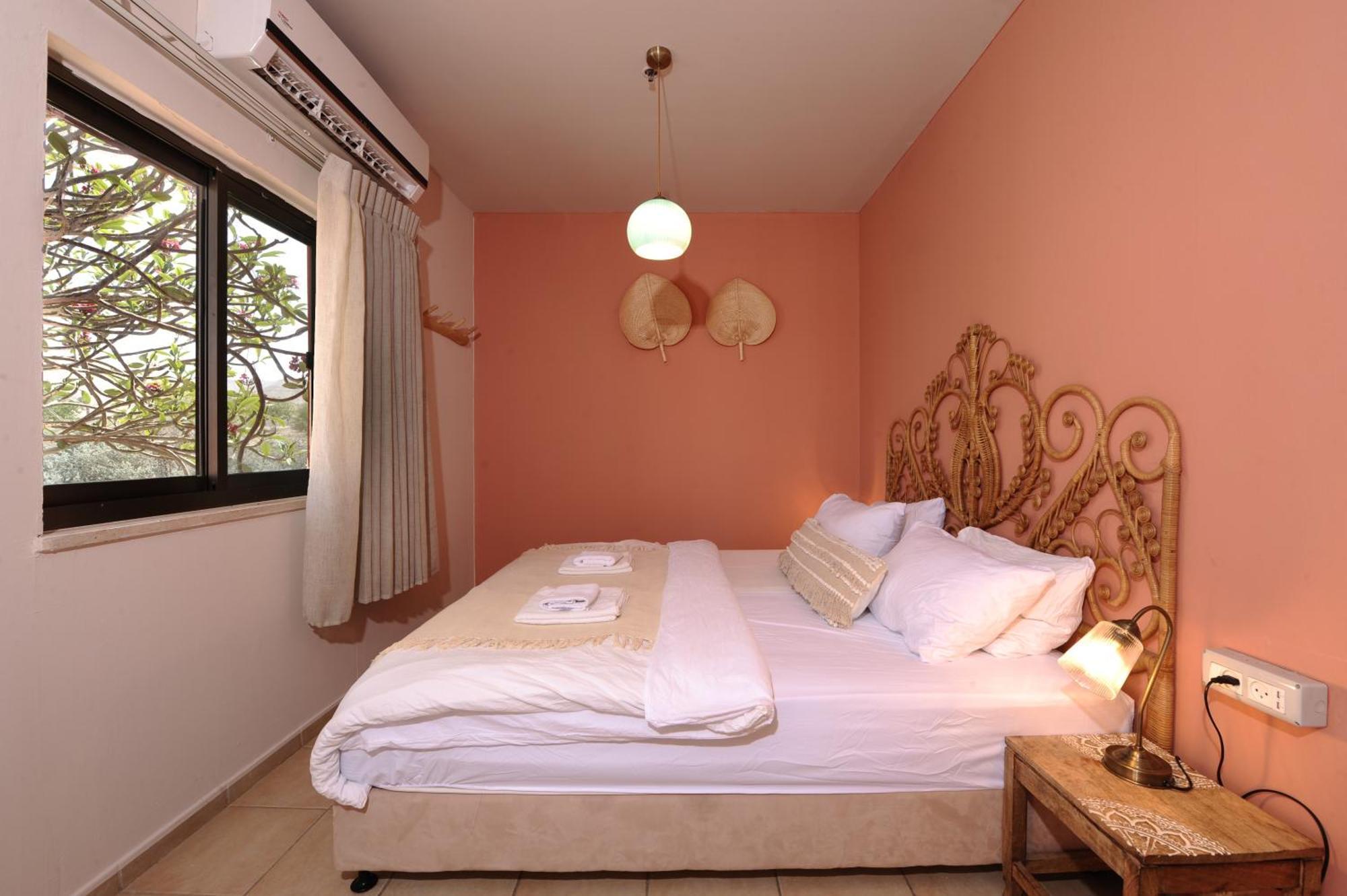 Almog Hotel Екстер'єр фото