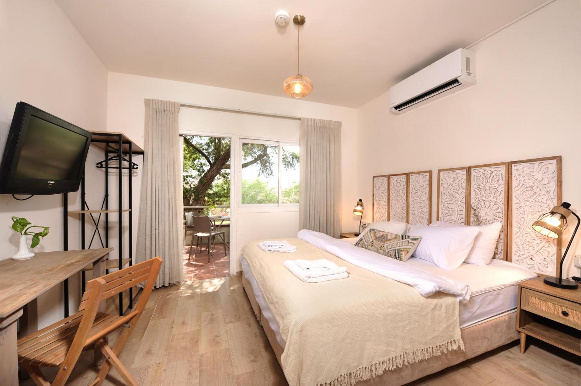 Almog Hotel Екстер'єр фото
